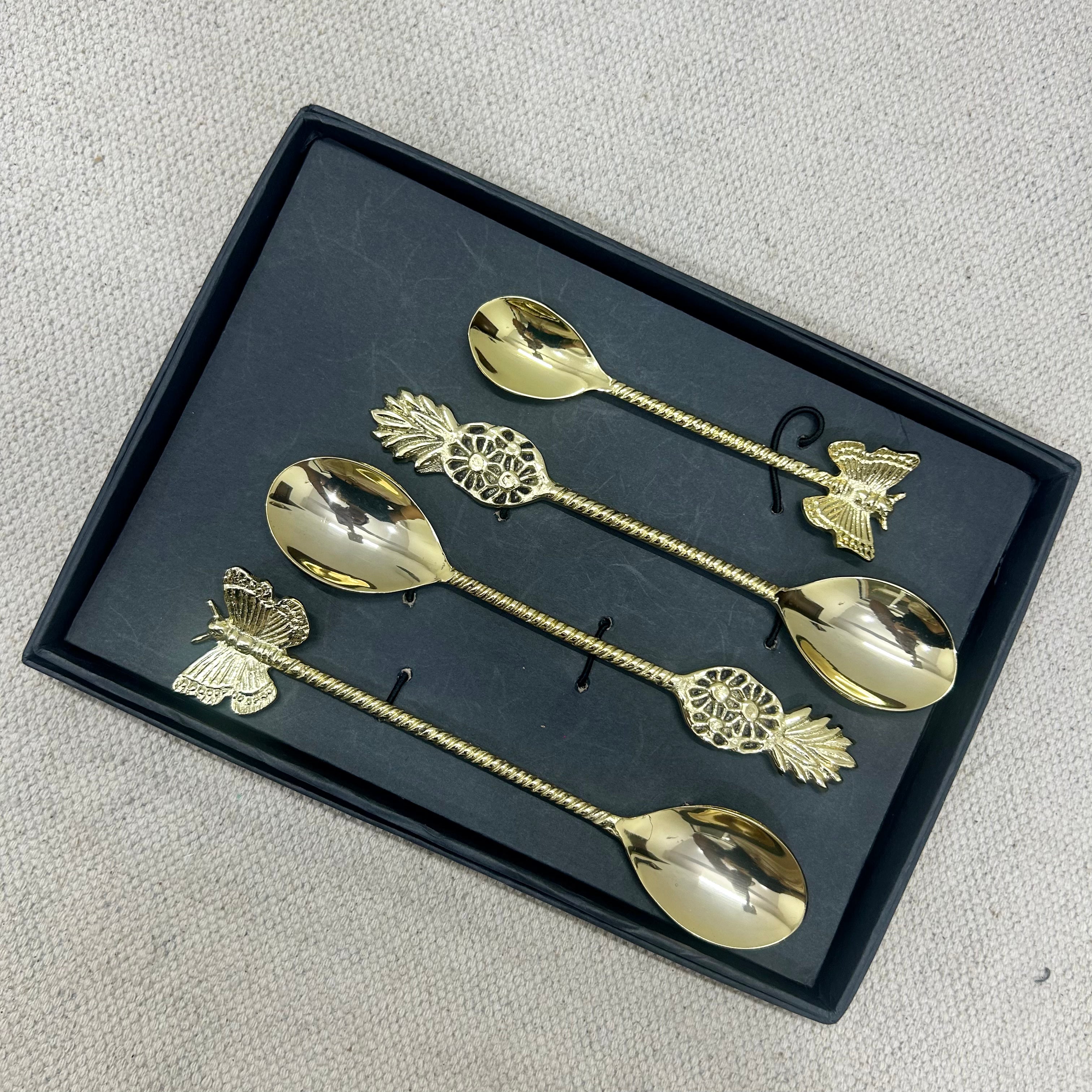 Luxury Gold-Plated Pineapple and butterfly Cutlery Set (Set of 4)