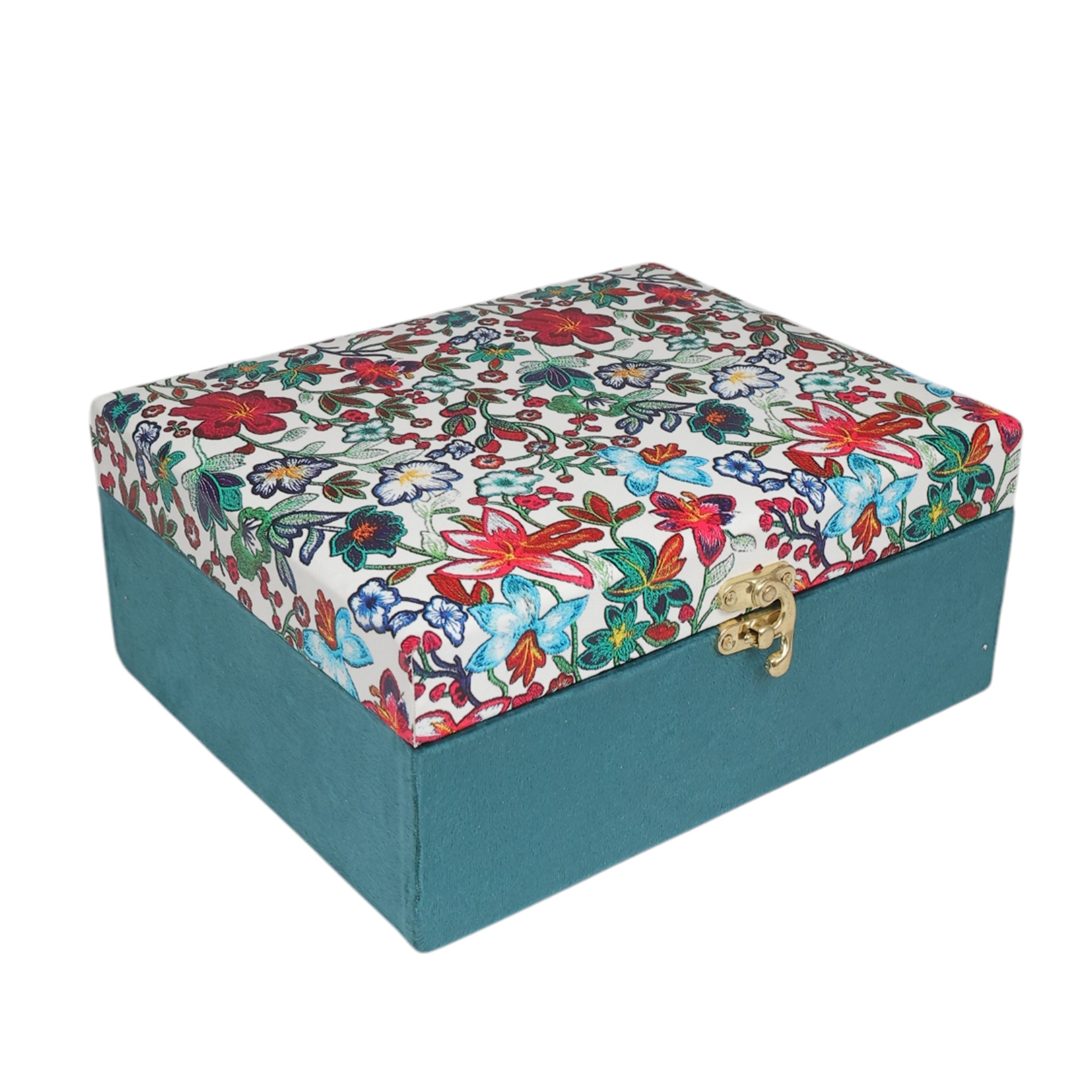 Silver Carving T-Light Holder Set of 2- Gift Box