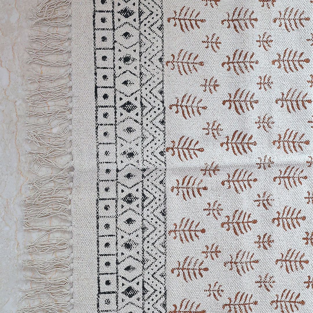 Tribal Earth Handwoven Rug – Natural Cotton with Geometric Border