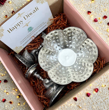 Diwali Gift Box – Urli & Swan T-Light Combo